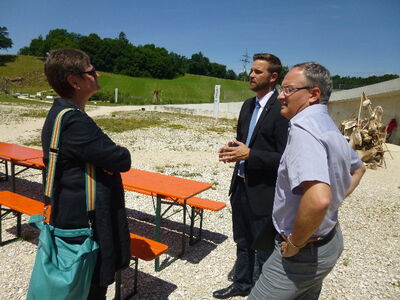 Bürgermeister Marcus Bremer mit Andreas Stoch und Leni Breymaier im Archäopark